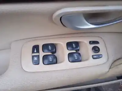 Scrapping Vehicle volvo s80 i (184) d5 of the year 2003 powered d5244t