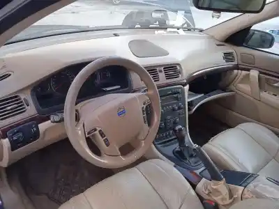 Scrapping Vehicle volvo s80 i (184) d5 of the year 2003 powered d5244t