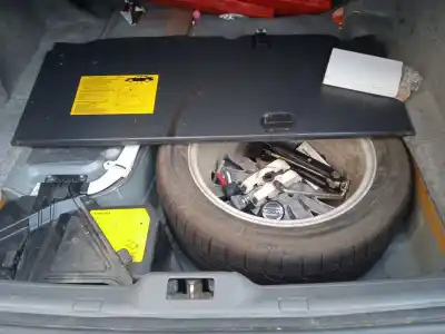 Scrapping Vehicle volvo s80 i (184) d5 of the year 2003 powered d5244t