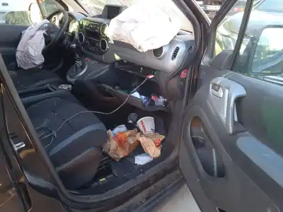 Veículo de Sucata citroen berlingo multispace (b9) 1.6 hdi 110 do ano 2010 alimentado 9hz
