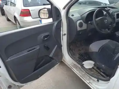 Здавання транспортного засобу dacia dokker express furgoneta/monovolumen 1.6 року 2014 потужний k7m812