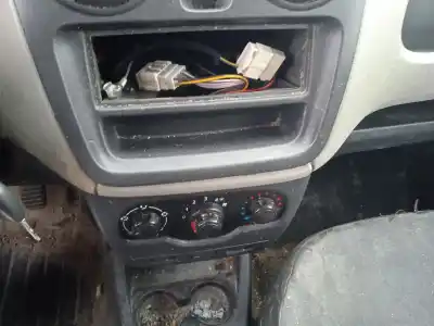 Здавання транспортного засобу dacia dokker express furgoneta/monovolumen 1.6 року 2014 потужний k7m812