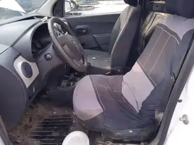 Здавання транспортного засобу dacia dokker express furgoneta/monovolumen 1.6 року 2014 потужний k7m812