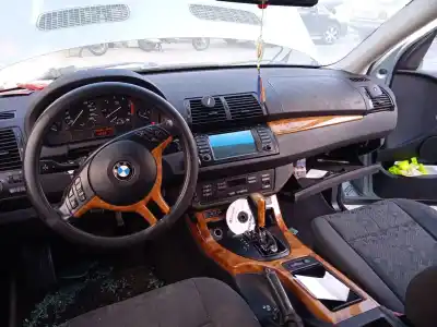 Veículo de Sucata bmw x5 (e53) 3.0 d do ano 2002 alimentado 306d1