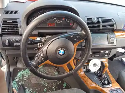 Veículo de Sucata bmw x5 (e53) 3.0 d do ano 2002 alimentado 306d1