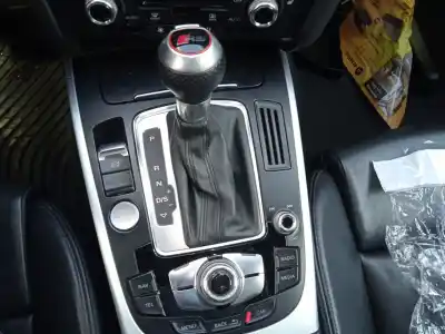 Scrapping Vehicle audi a4 b8 avant (8k5) 3.0 tdi quattro of the year 2014 powered cduc