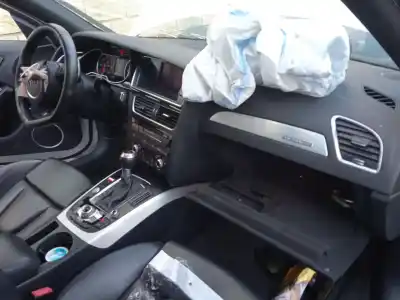 Scrapping Vehicle audi a4 b8 avant (8k5) 3.0 tdi quattro of the year 2014 powered cduc