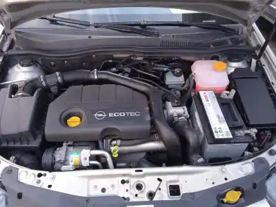 Veículo de Sucata opel astra h (a04) 1.7 cdti (l48) do ano 2005 alimentado z17dth