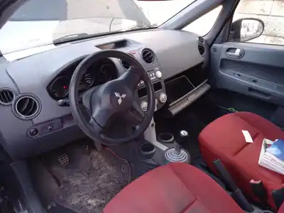 Véhicule à la ferraille mitsubishi colt vi (z3_a, z2_a) 1.3 (z21a) de l'année 2007 alimenté 135930
