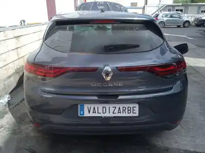 Veículo de Sucata renault megane iv fastback (b9a/m/n_) 1.3 tce 140 (b9nb) do ano 2023 alimentado h5h490