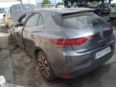 Veículo de Sucata renault megane iv fastback (b9a/m/n_) 1.3 tce 140 (b9nb) do ano 2023 alimentado h5h490