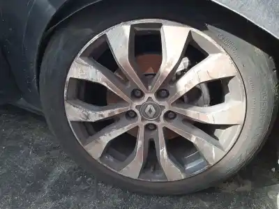 Veículo de Sucata renault megane iv fastback (b9a/m/n_) 1.3 tce 140 (b9nb) do ano 2023 alimentado h5h490