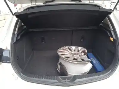 Veículo de Sucata mazda 3 (bl) 1.6 mzr cd (bl14) do ano 2012 alimentado y6