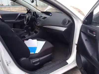 Veículo de Sucata mazda 3 (bl) 1.6 mzr cd (bl14) do ano 2012 alimentado y6