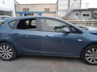 Scrapping Vehicle opel astra j (p10) 1.7 cdti (68) of the year 2012 powered a17dtc