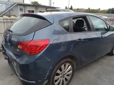 Scrapping Vehicle opel astra j (p10) 1.7 cdti (68) of the year 2012 powered a17dtc