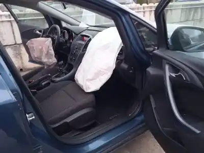 Scrapping Vehicle opel astra j (p10) 1.7 cdti (68) of the year 2012 powered a17dtc