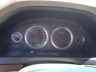 Scrapping Vehicle volvo s80 i (184) d5 of the year 2005 powered d5244t