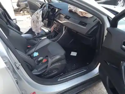 Veículo de Sucata citroen c5 iii (rd_) 2.2 hdi (rd4hth) do ano 2009 alimentado 4ht