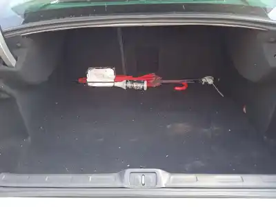 Veículo de Sucata citroen c5 iii (rd_) 2.2 hdi (rd4hth) do ano 2009 alimentado 4ht