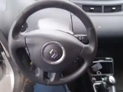 Vehicul casat renault espace iv (jk0/1_) 2.0 dci (jk01, jk02, jk1j, jk1k, jk1h) al anului 2010 alimentat m9r814 Vehicul casat renault espace iv (jk0/1_) 2.0 dci (jk01, jk02, jk1j, jk1k, jk1h) al anului 2010 alimentat m9r814