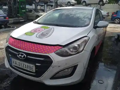 Veicolo di demolizione hyundai i30 (gd) 1.4 crdi dell'anno 2017 alimentato d4fc