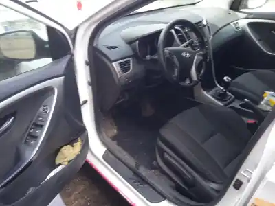 Veicolo di demolizione hyundai i30 (gd) 1.4 crdi dell'anno 2017 alimentato d4fc