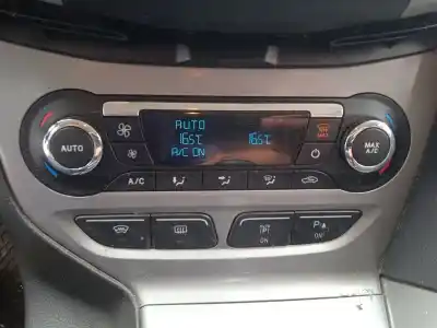 Veículo de Sucata ford focus iii 1.6 tdci do ano 2013 alimentado t1da