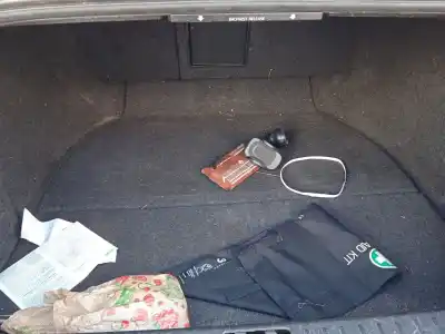 Veículo de Sucata volvo s80 ii (124) d5 do ano 2009 alimentado d5244t4