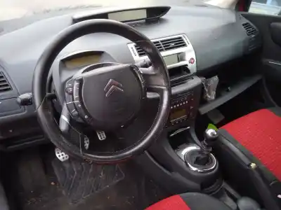 Veículo de Sucata citroen c4 coupé (la_) 2.0 hdi do ano 2007 alimentado rhr