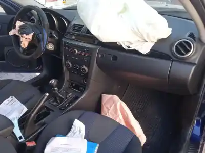 Scrapping Vehicle mazda 3 (bk) 1.6 di turbo of the year 2004 powered y6