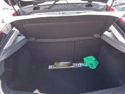 Veículo de Sucata ford focus ii (da_, hcp, dp) 1.8 tdci do ano 2010 alimentado kkda