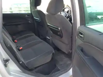 Здавання транспортного засобу ford focus c-max (dm2) 1.8 tdci року 2006 потужний kkda