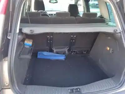 Здавання транспортного засобу ford focus c-max (dm2) 1.8 tdci року 2006 потужний kkda