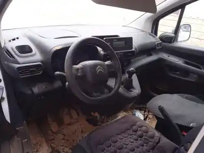 Здавання транспортного засобу citroen berlingo (er_, ec_) 1.5 bluehdi 100 року 2020 потужний yh01