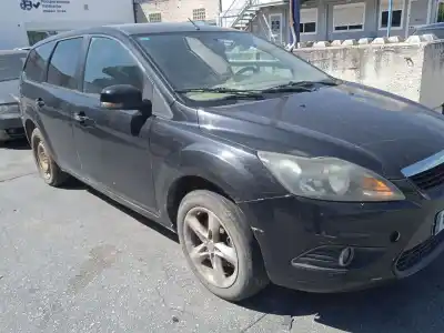 Véhicule à la ferraille FORD FOCUS II TURNIER (DA_, FFS, DS)  de l'année 2010 alimenté G8DB