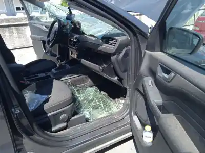 Scrapping Vehicle ford kuga iii (dfk) 1.5 ecoboost of the year 2023 powered yzda