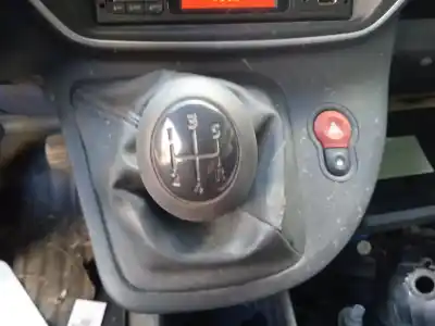 Véhicule à la ferraille renault kangoo express (fw0/1_) 1.5 dci 75 (fw07, fw10, fw04) de l'année 2019 alimenté k9k628