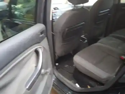 Здавання транспортного засобу ford c-max (dm2) 1.6 року 2007 потужний shda