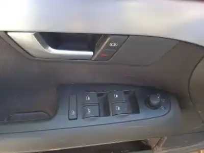 Здавання транспортного засобу audi a4 b7 (8ec) 2.0 tdi 16v року 2005 потужний bre