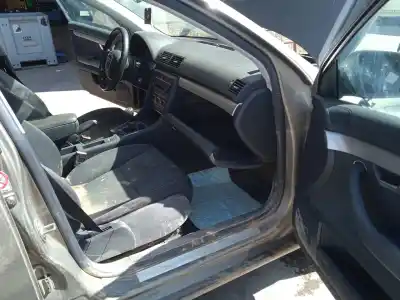 Здавання транспортного засобу audi a4 b7 (8ec) 2.0 tdi 16v року 2005 потужний bre