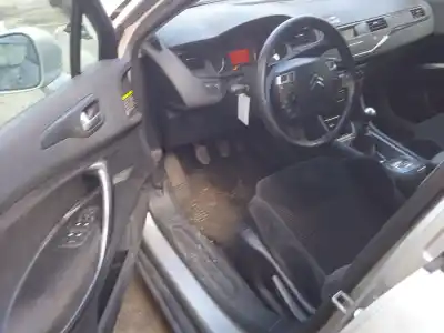Veículo de Sucata citroen c5 iii (rd_) 2.0 hdi (rdrhda) do ano 2009 alimentado rhr