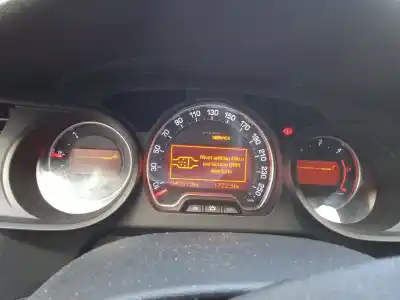 Veículo de Sucata citroen c5 iii (rd_) 2.0 hdi (rdrhda) do ano 2009 alimentado rhr