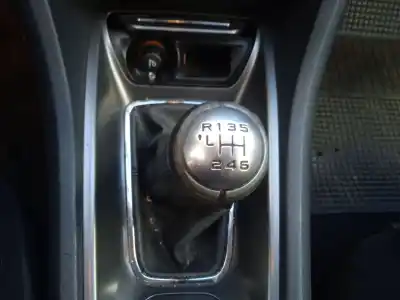 Veículo de Sucata citroen c5 iii (rd_) 2.0 hdi (rdrhda) do ano 2009 alimentado rhr