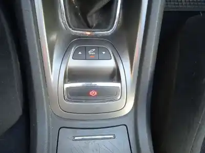 Veículo de Sucata citroen c5 iii (rd_) 2.0 hdi (rdrhda) do ano 2009 alimentado rhr