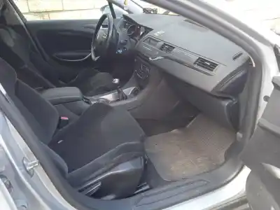 Veículo de Sucata citroen c5 iii (rd_) 2.0 hdi (rdrhda) do ano 2009 alimentado rhr