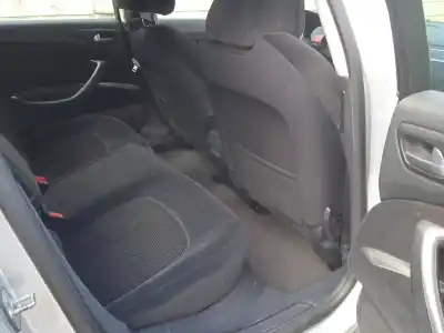 Veículo de Sucata citroen c5 iii (rd_) 2.0 hdi (rdrhda) do ano 2009 alimentado rhr