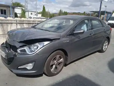 Hurda Aracı HYUNDAI I40 I (VF)  Yılın 2012 güçlü D4FD