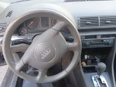 Scrapping Vehicle audi a4 b6 (8e2) 1.9 tdi of the year 2003 powered avf