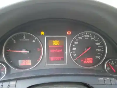 Scrapping Vehicle audi a4 b6 (8e2) 1.9 tdi of the year 2003 powered avf